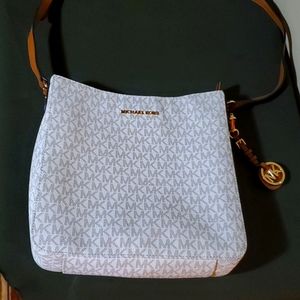 NWT Michael kors bag!